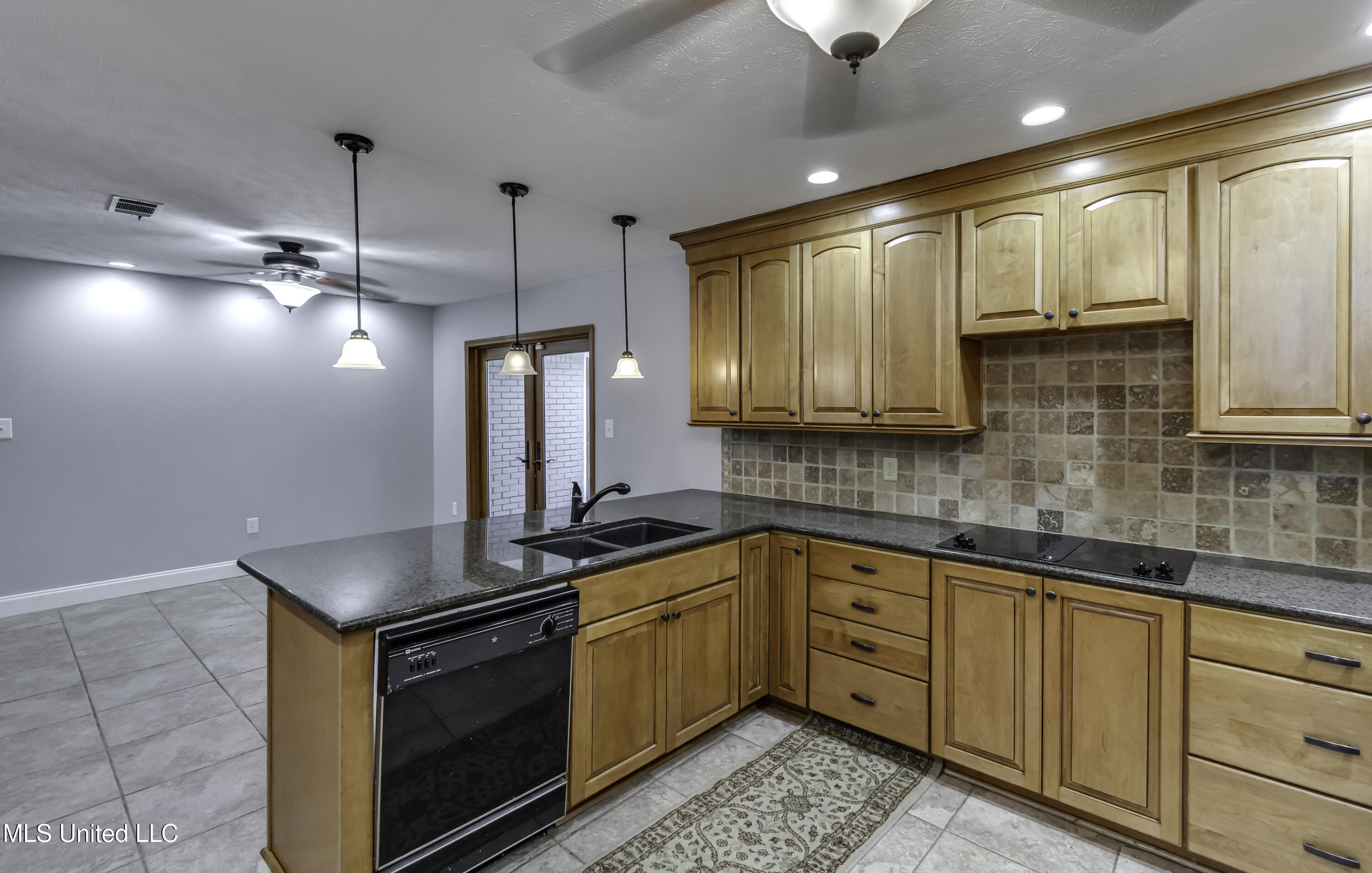 126 Plum Tree Road Brandon, MS 39047 - Photo 24 of 73 126 Plum Tree--33