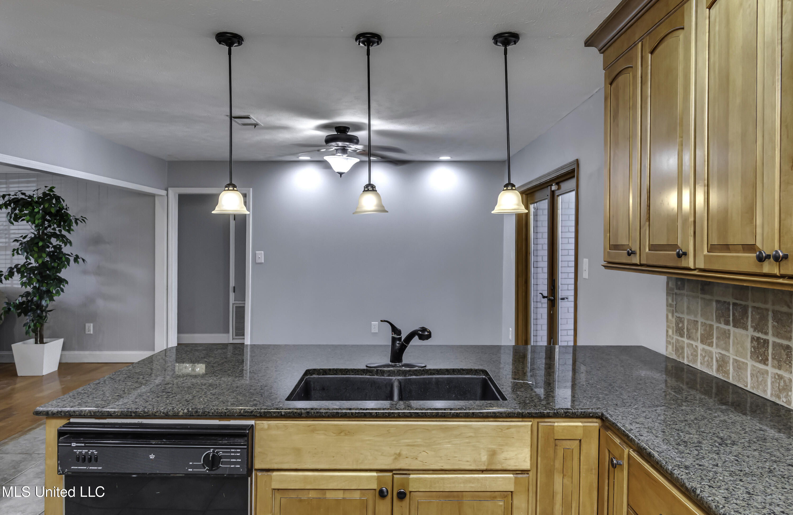 126 Plum Tree Road Brandon, MS 39047 - Photo 28 of 73 126 Plum Tree--37