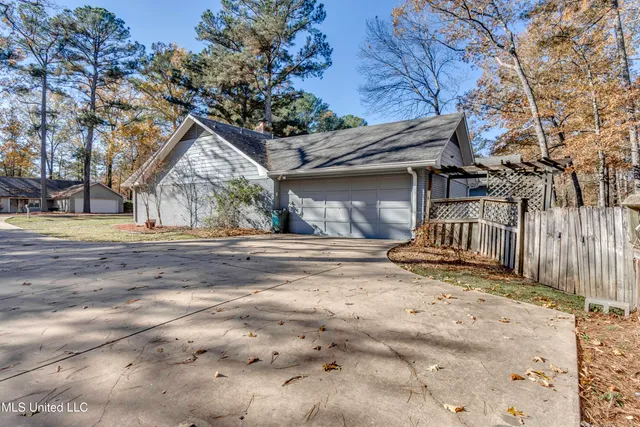 $259,900 | 126 Plum Tree Road, Brandon, MS 39047