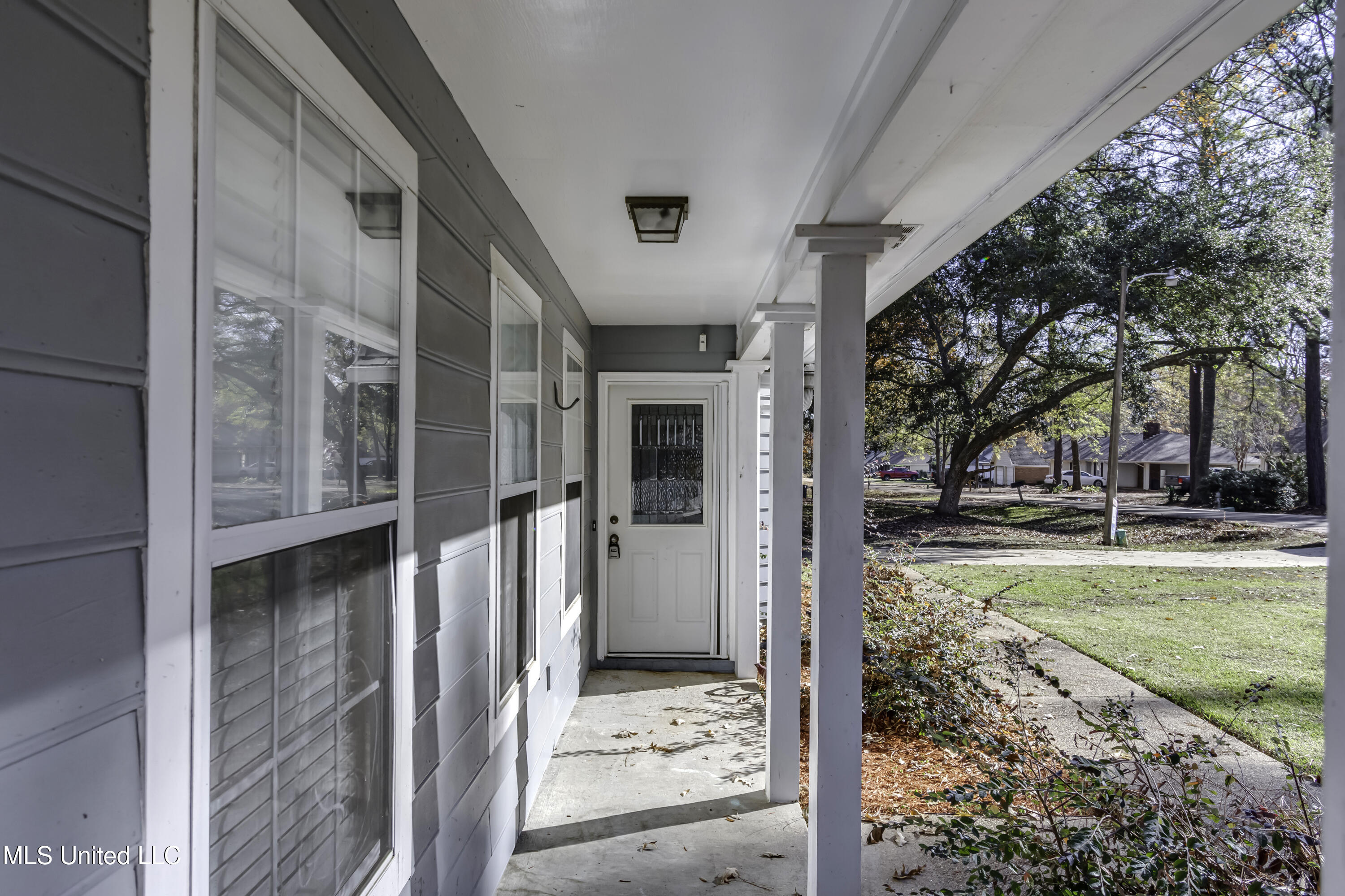 126 Plum Tree Road Brandon, MS 39047 - Photo 8 of 73 126 Plum Tree--6