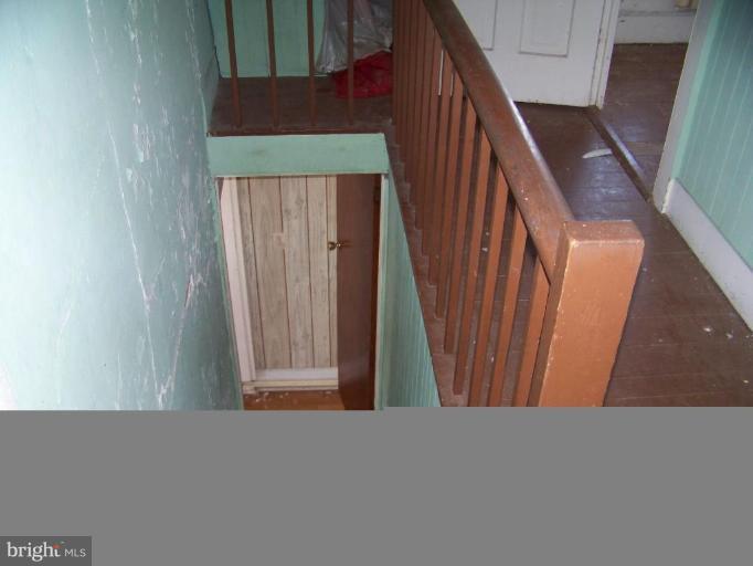 2122 Wingate Bishops Head Road Wingate, MD 21675 - Photo 3 of 18 Staircase