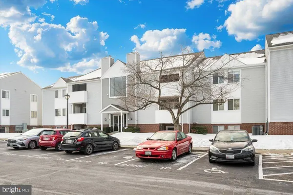 $239,000 | 2129 Wainwright Court, Unit 2D, Frederick, MD 21702