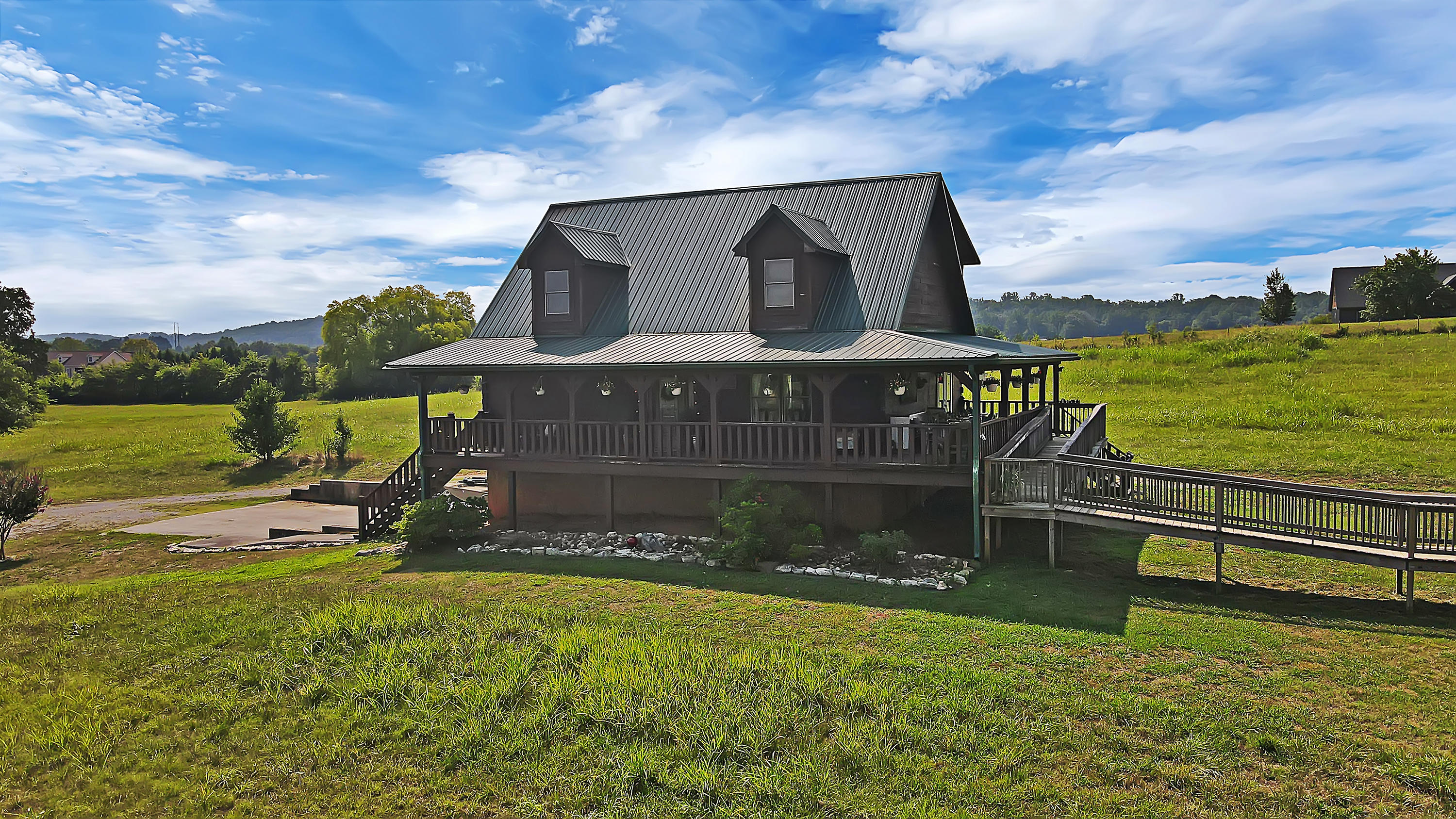 2570 Black Road Greenback, TN 37742 - Photo 2 of 35 Front