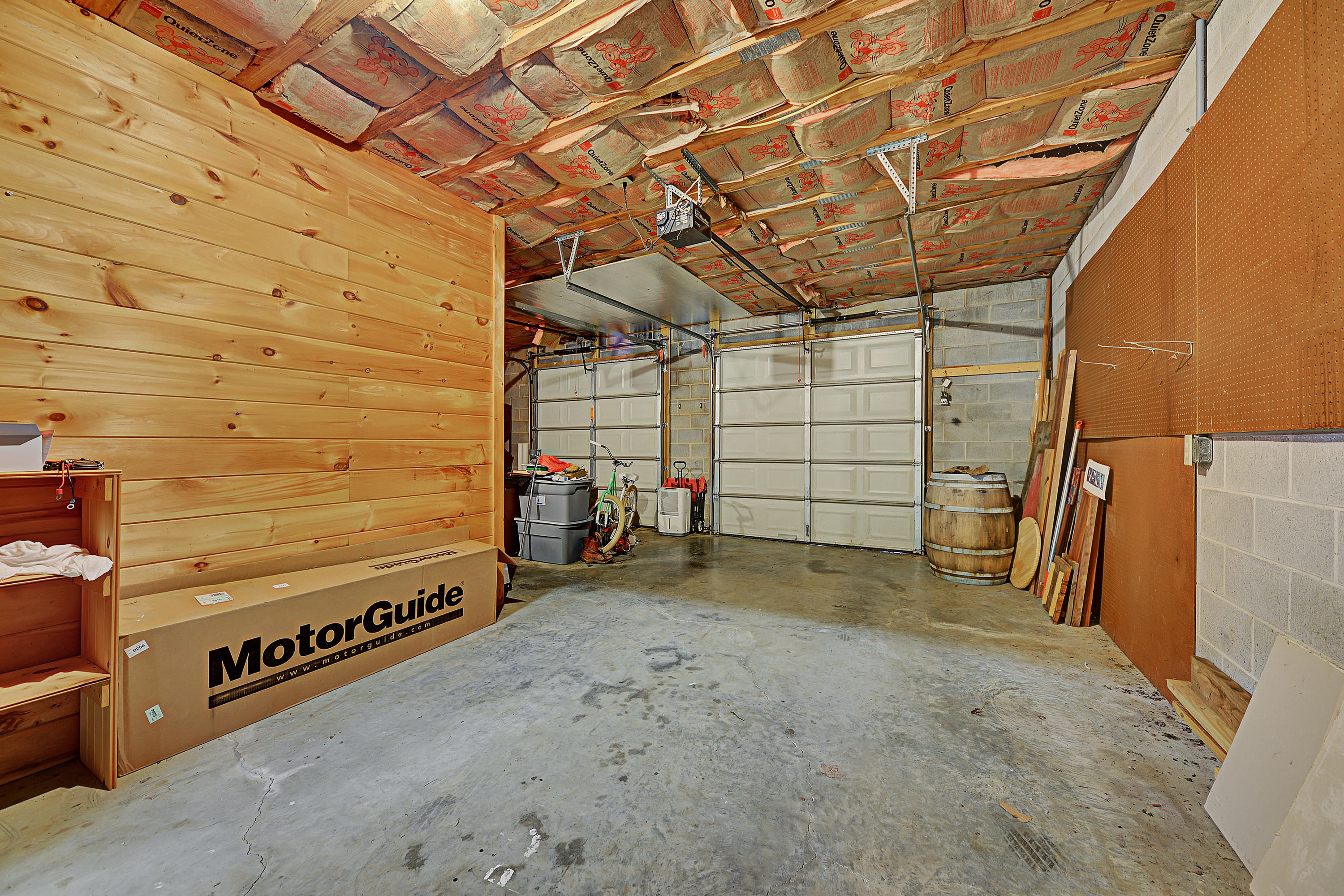 2570 Black Road Greenback, TN 37742 - Photo 25 of 35 Garage