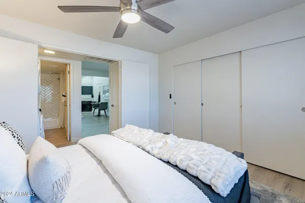 $269,000 | 4901 South Calle Los Cerros Drive, Unit 237, Tempe, AZ 85282