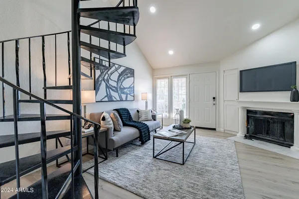 $269,000 | 4901 South Calle Los Cerros Drive, Unit 237, Tempe, AZ 85282