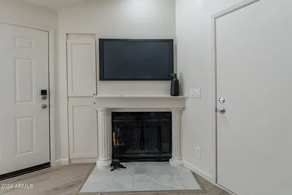 $269,000 | 4901 South Calle Los Cerros Drive, Unit 237, Tempe, AZ 85282