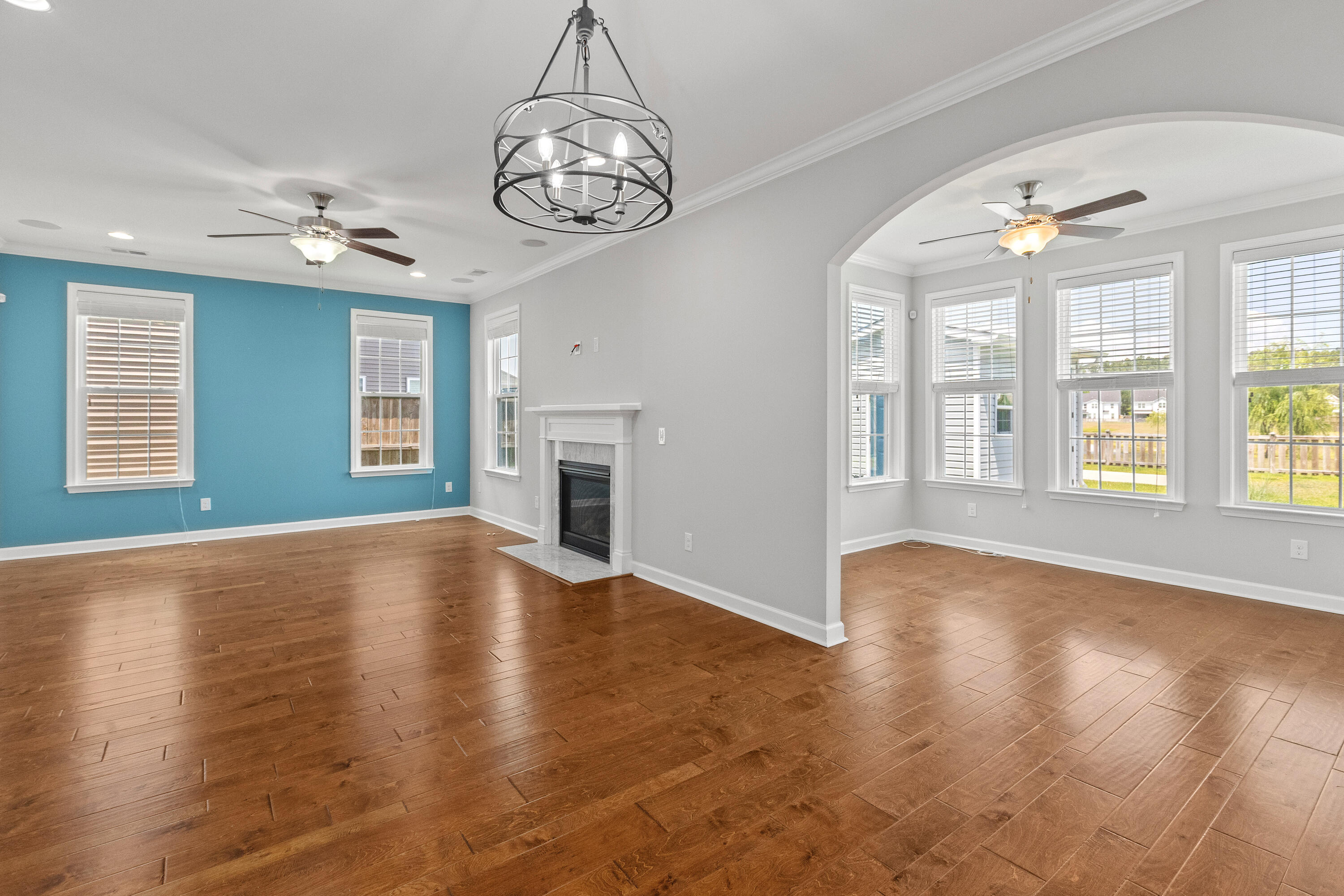 242 Saxony Loop Summerville, SC 29486 - Photo 14 of 44 242SaxonyLoop-CasaVerdeMediaLLC20