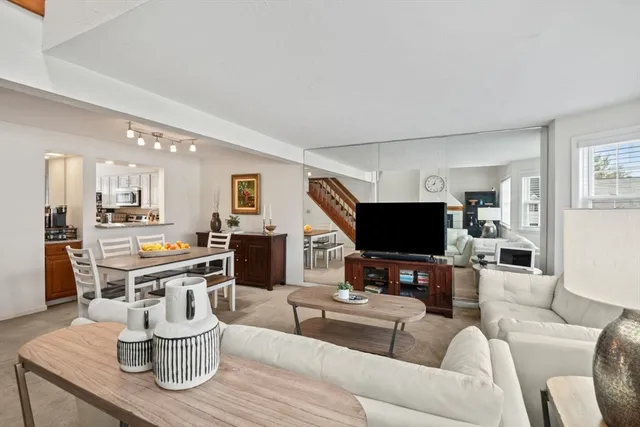 $529,000 | 175 Tall Oaks Drive, Unit B, Weymouth, MA 02190