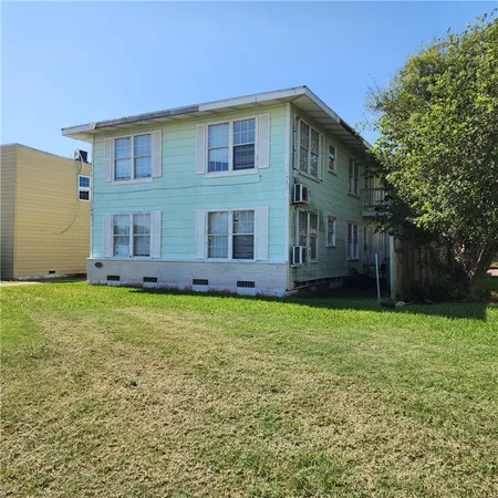 $750,000 | 1517 Ocean Drive, Corpus Christi, TX 78404