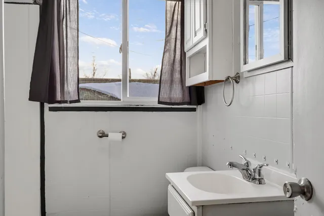 $185,000 | 731 East Division Street, Sparta, WI 54656