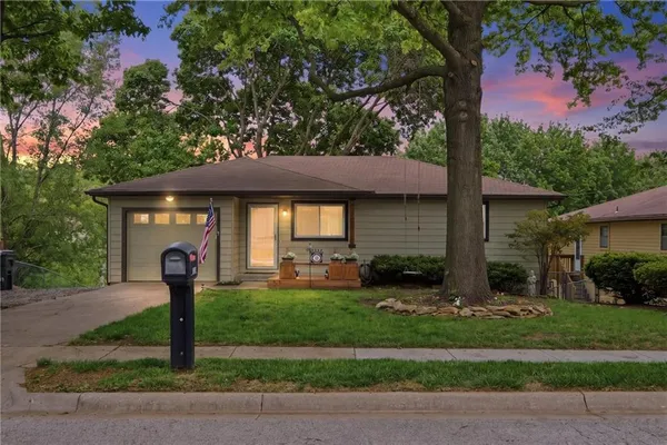 $265,000 | 2209 South 17th Street, Leavenworth, KS 66048