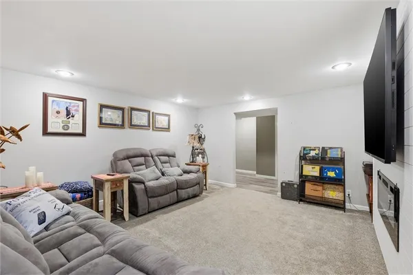 $265,000 | 2209 South 17th Street, Leavenworth, KS 66048