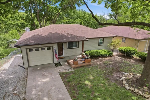 $265,000 | 2209 South 17th Street, Leavenworth, KS 66048