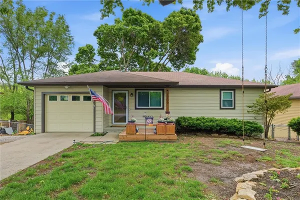 $265,000 | 2209 South 17th Street, Leavenworth, KS 66048