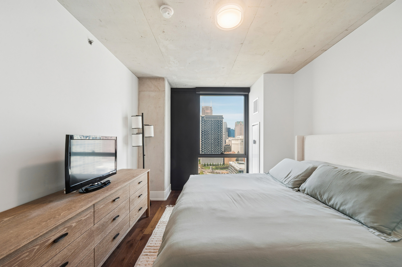 234 West Polk Street, Unit 2504 Chicago, IL 60607 - Photo 7 of 13