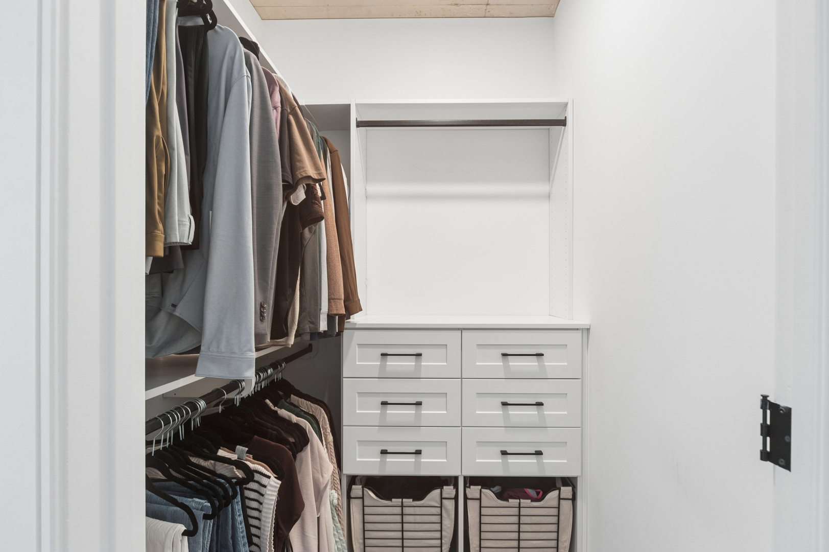 234 West Polk Street, Unit 2504 Chicago, IL 60607 - Photo 8 of 13