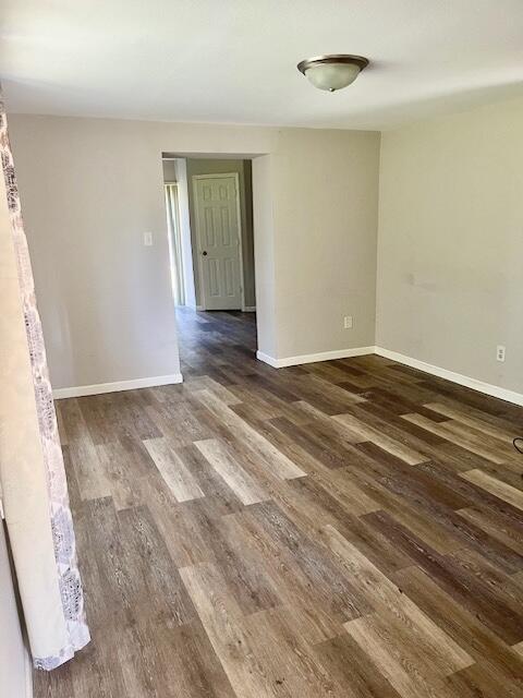 723 22nd Street Jackson, MI 49203 - Photo 4 of 38 IMG_3926