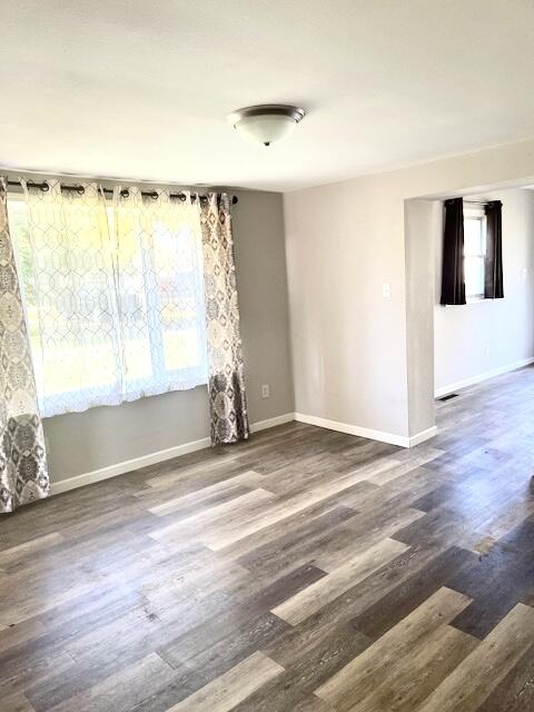 723 22nd Street Jackson, MI 49203 - Photo 7 of 38 IMG_3929