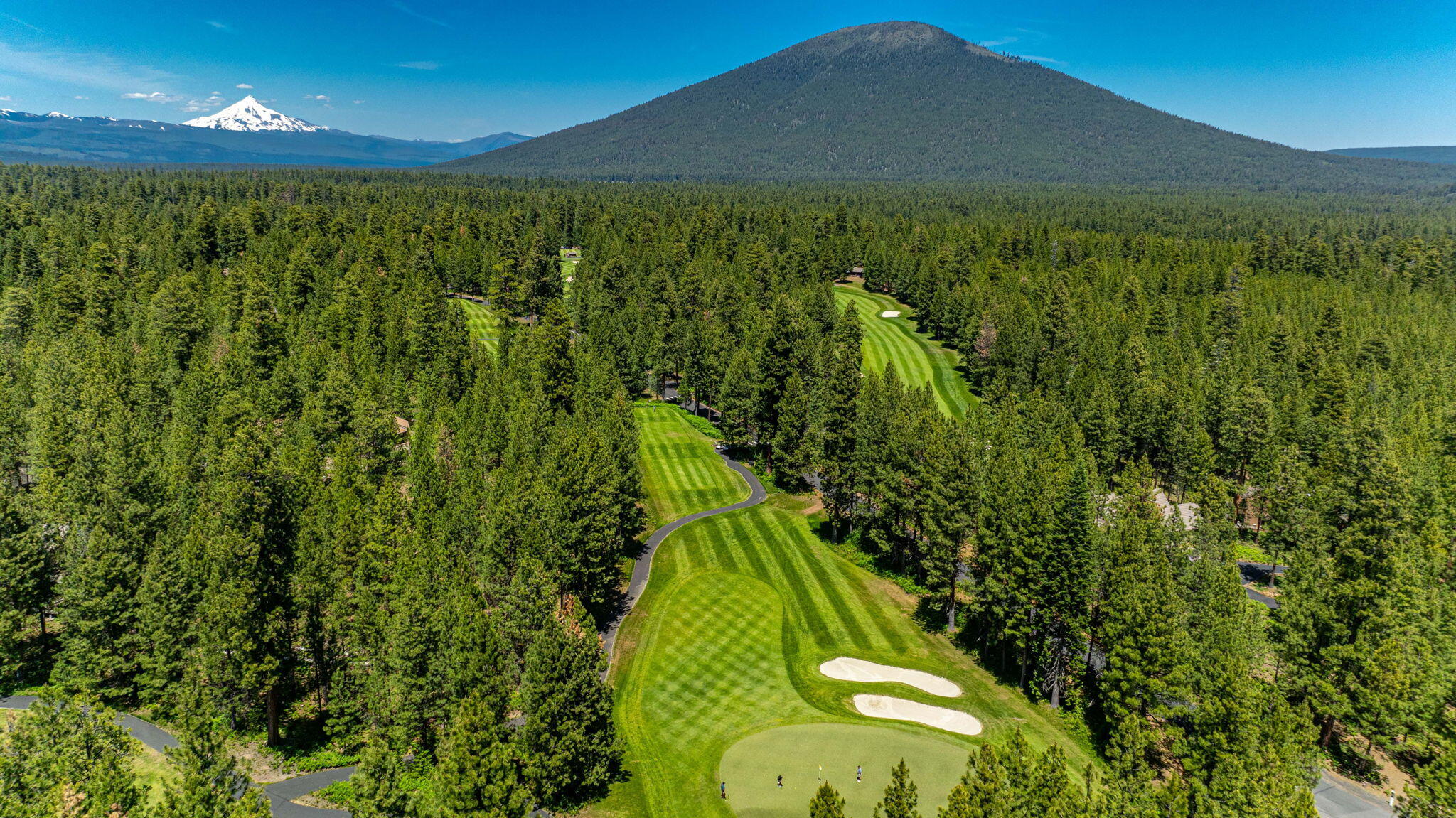 70215 Viola Black Butte Ranch, OR 97759 - Photo 4 of 63 11-web-or-mls-Riley Visuals-9