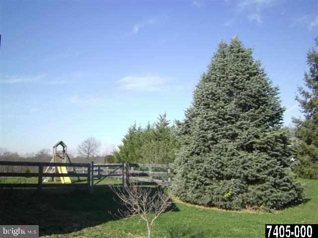 630 Teeter Road Littlestown, PA 17340 - Photo 5 of 24