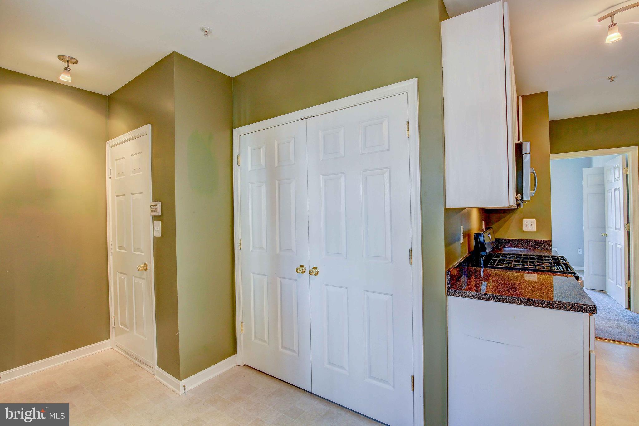 32 Hawk Rise Lane, Unit 102 Owings Mills, MD 21117 - Photo 10 of 34 Entry point