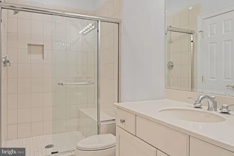 $3,250,000 | 7808 Grovemont Drive, McLean, VA 22102