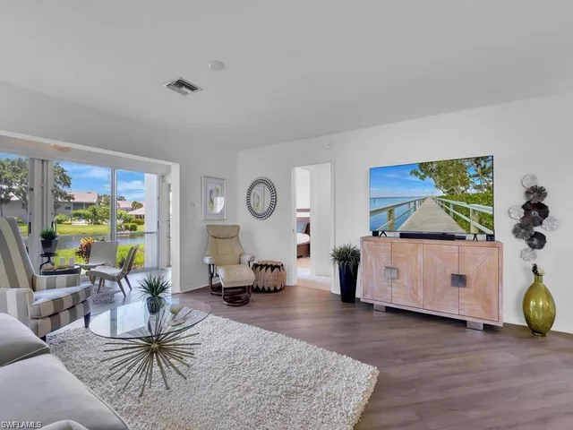 $2,850 | 13141 Hamilton Harbour Drive, Unit P2, Naples, FL 34110