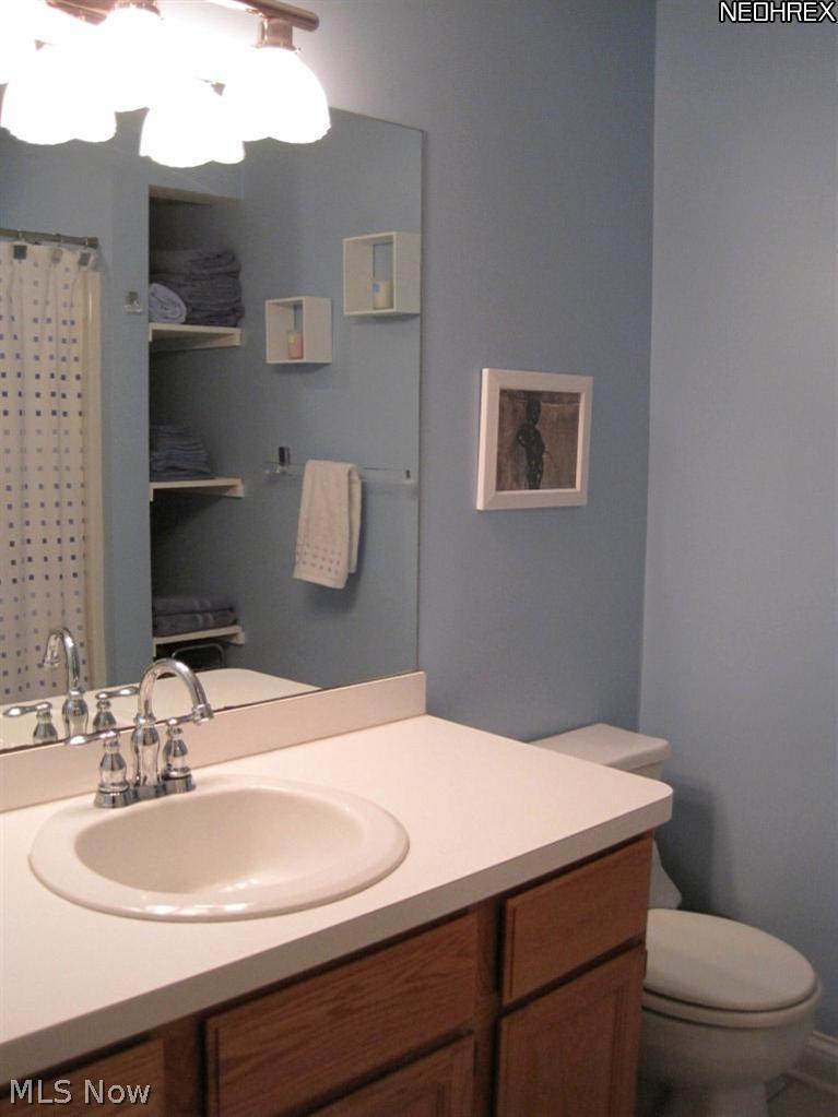 3683 Spring Valley Road Akron, OH 44333 - Photo 17 of 25