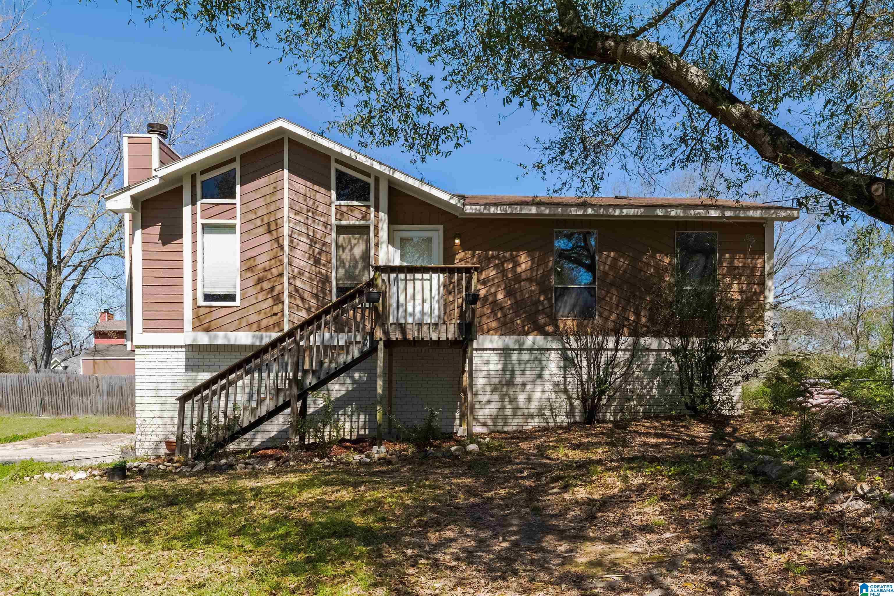 405 Meadowlark Place Alabaster, AL 35007 - Photo 1 of 28