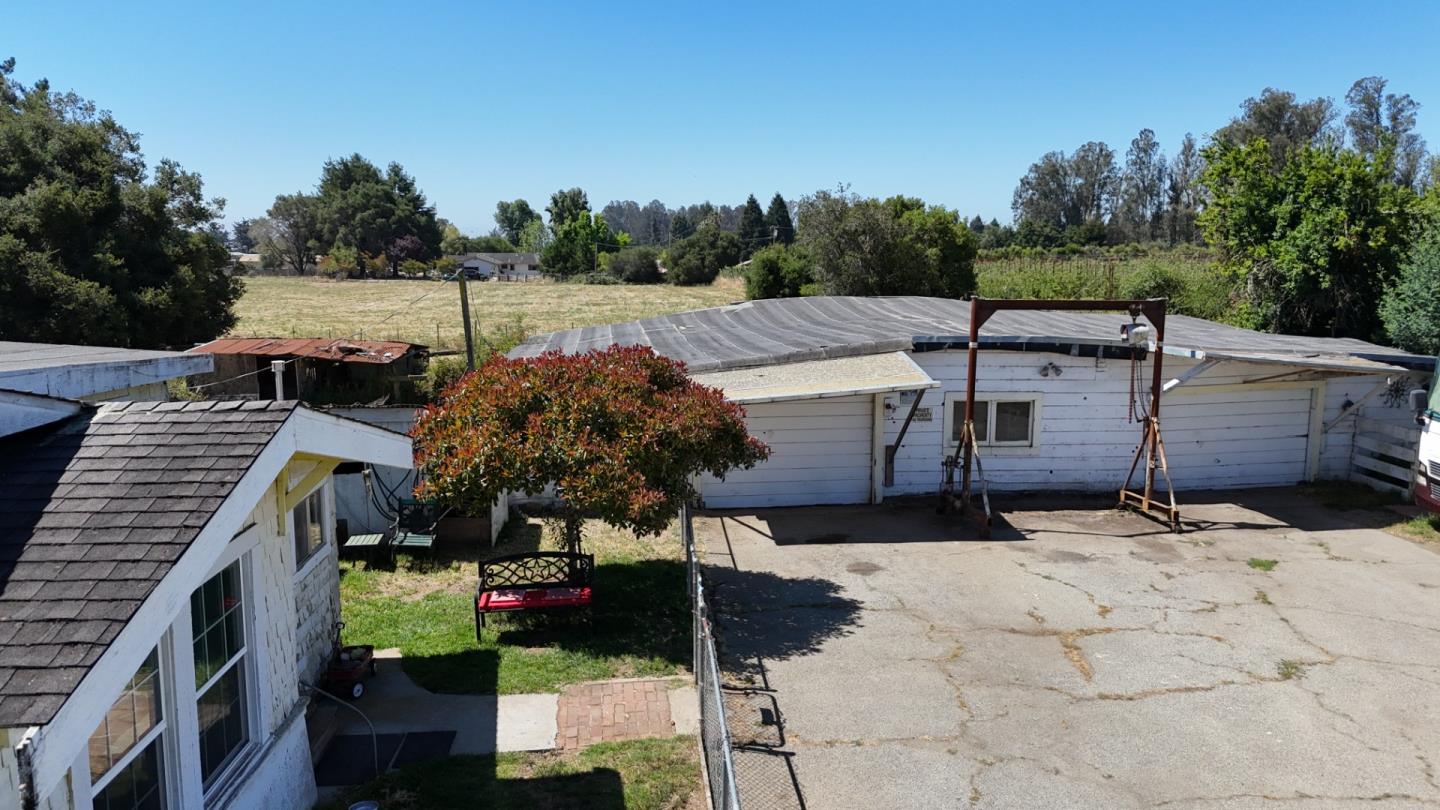 897 Green Valley Road Watsonville, CA 95076 - Photo 24 of 33