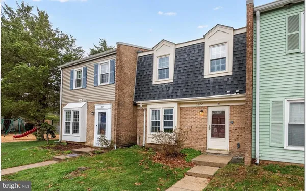 $2,850 | 5822 Burke Manor Court, Burke, VA 22015