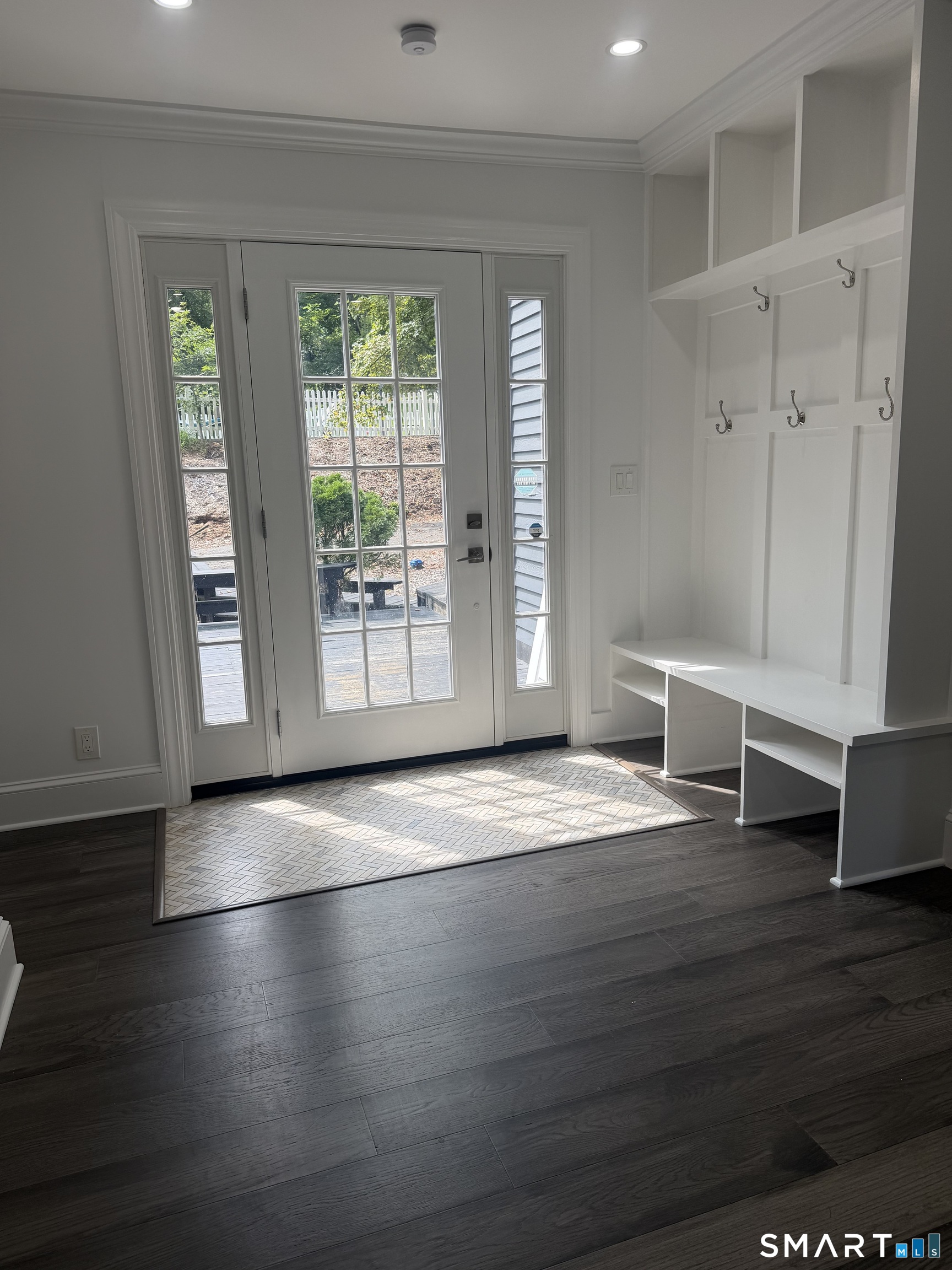 32 Chestnut Hill Road Newtown, CT 06482 - Photo 2 of 23 Gallery Image 2
