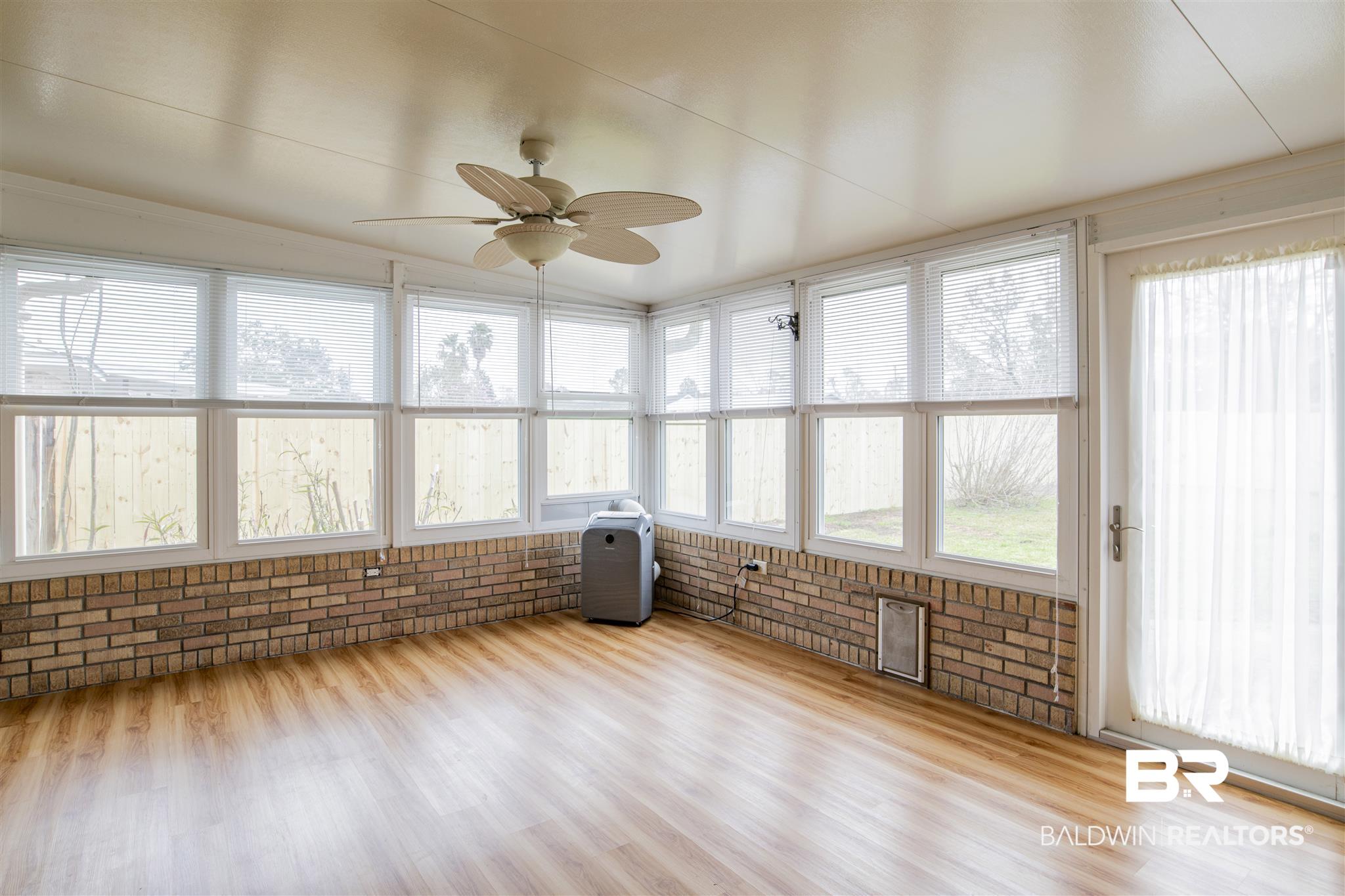 507 Ariel Avenue Foley, AL 36535 - Photo 21 of 26 Sunroom