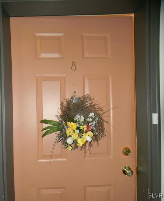 911 Cold Spring Road, Unit 8 Allentown, PA 18103 - Photo 3 of 8 Gallery Image 3