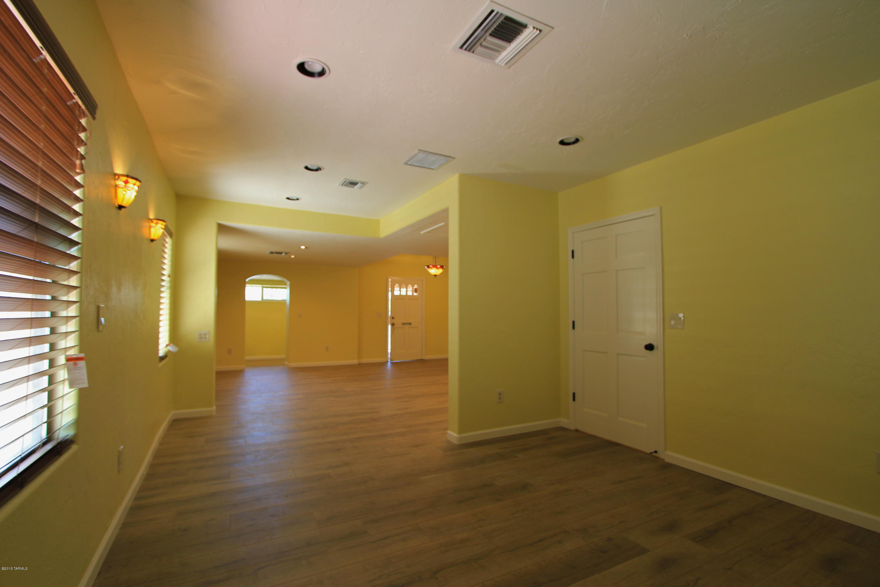 2101 East Grant Road Tucson, AZ 85719 - Photo 9 of 12