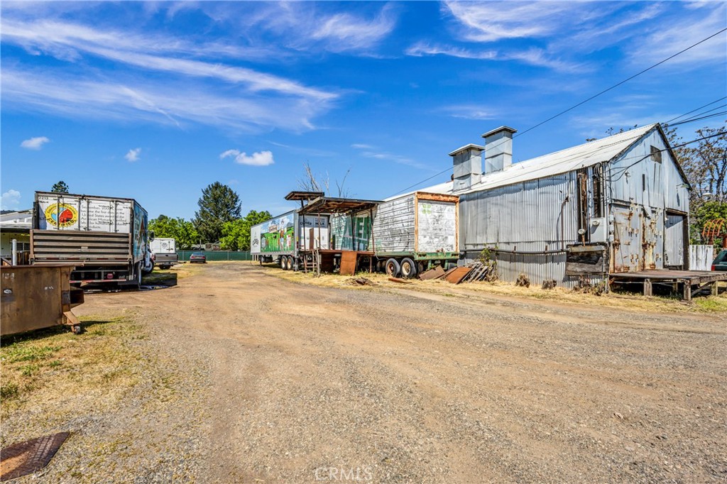 21130 Calistoga Road Middletown, CA 95461 - Photo 13 of 25 a view of a street with a building