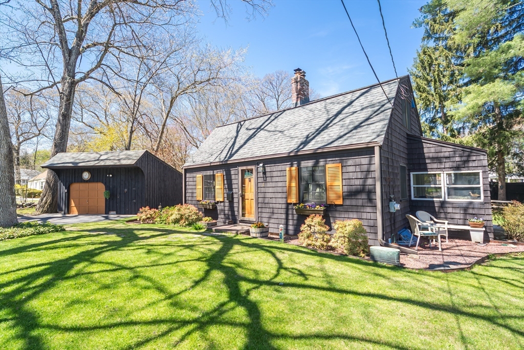 4 Gibbs Street Natick, MA 01760 - Photo 4 of 30