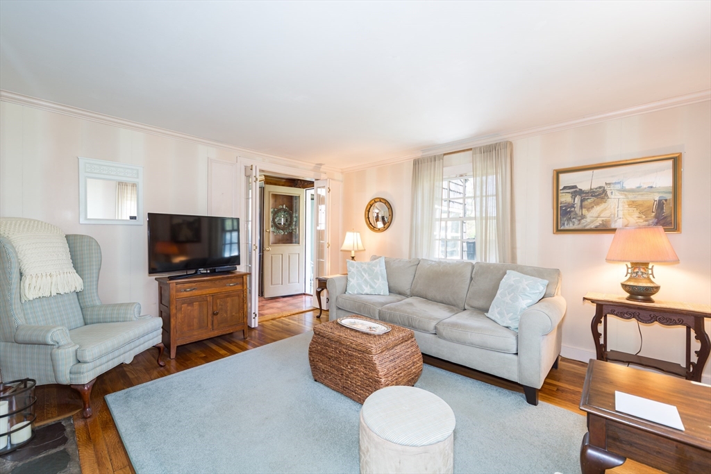 4 Gibbs Street Natick, MA 01760 - Photo 9 of 30