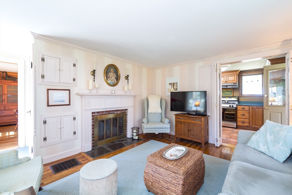 4 Gibbs Street Natick, MA 01760 - Photo 10 of 30