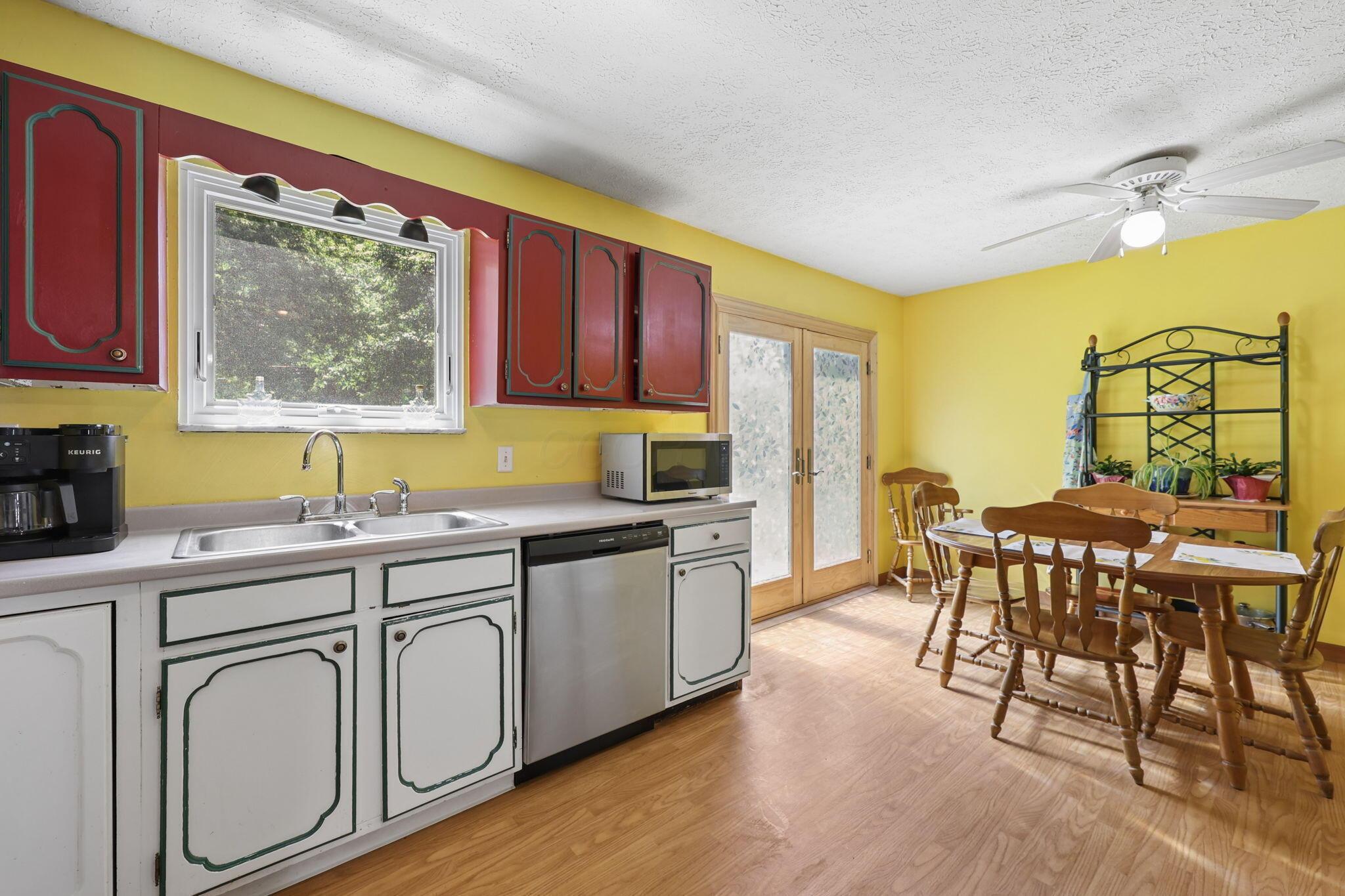 7675 Lake Drive Road Heath, OH 43056 - Photo 10 of 41