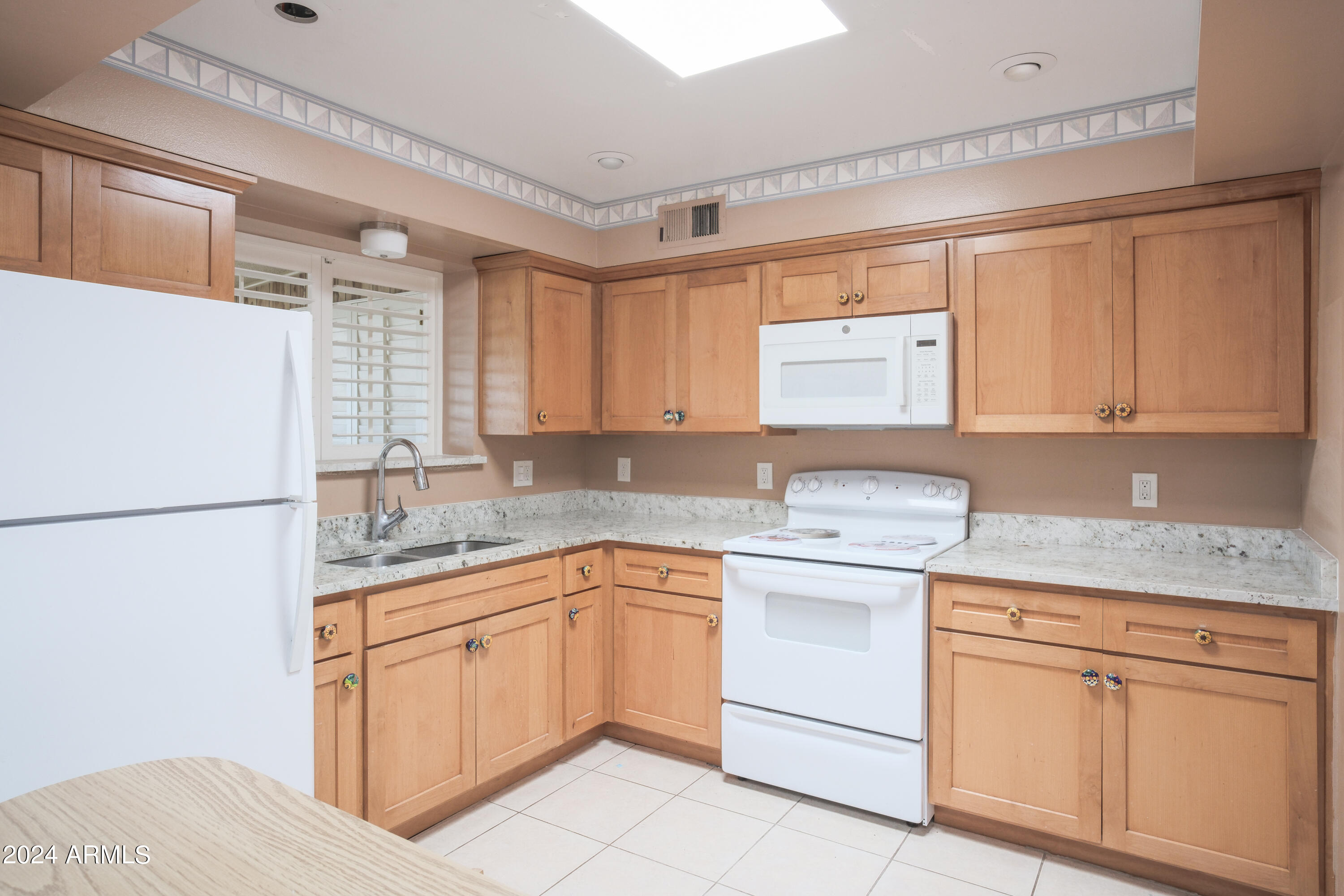 5720 Covina Road Mesa, AZ 85205 - Photo 17 of 32 Kitchen