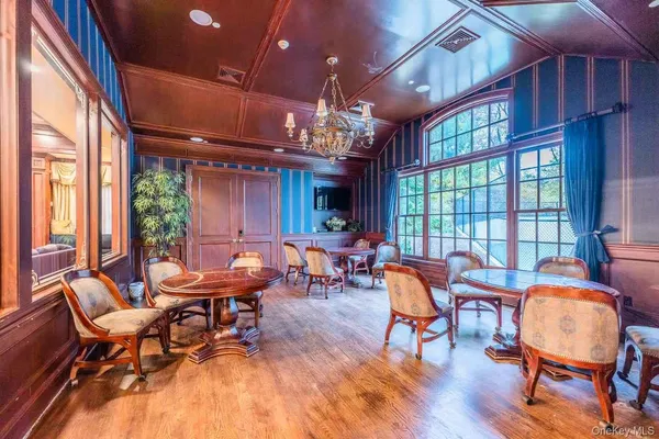 $4,180,000 | 5 Westgate Road, Muttontown, NY 11791
