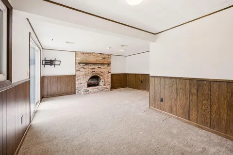 $260,000 | 1779 Walnut Lane, Eagan, MN 55122