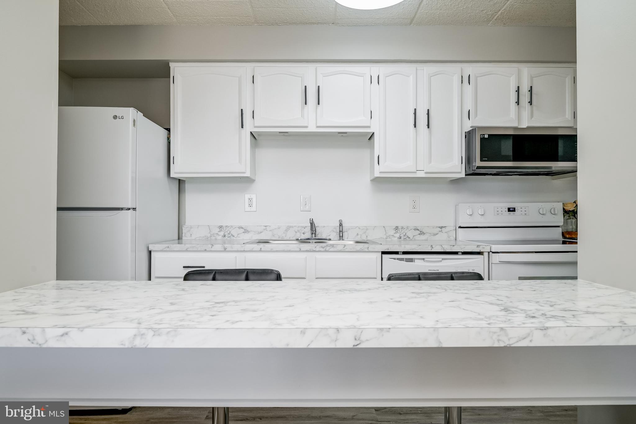 997 Heather Ridge Drive, Unit 3B Frederick, MD 21702 - Photo 7 of 27 Gallery Image 7