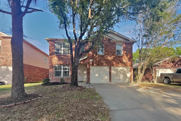 $2,350 | 10210 East Summit Canyon Drive, Houston, TX 77095