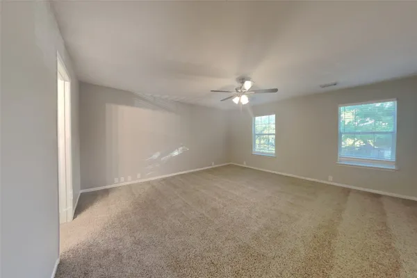 $2,350 | 10210 East Summit Canyon Drive, Houston, TX 77095