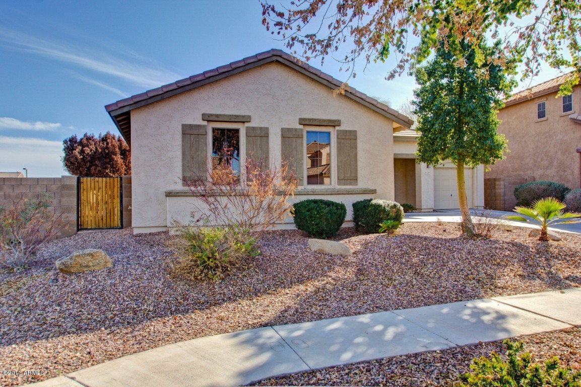 15215 West Redfield Road Surprise, AZ 85379 - Photo 3 of 51 Redfield (3)