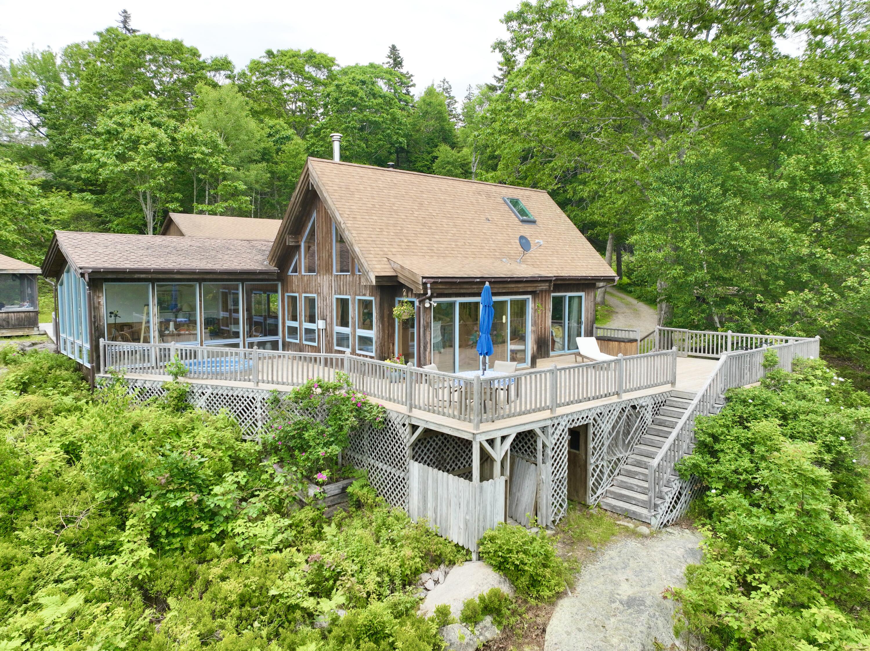 286 Calderwood Neck Road Vinalhaven, ME 04863 - Photo 3 of 47 DJI_0569