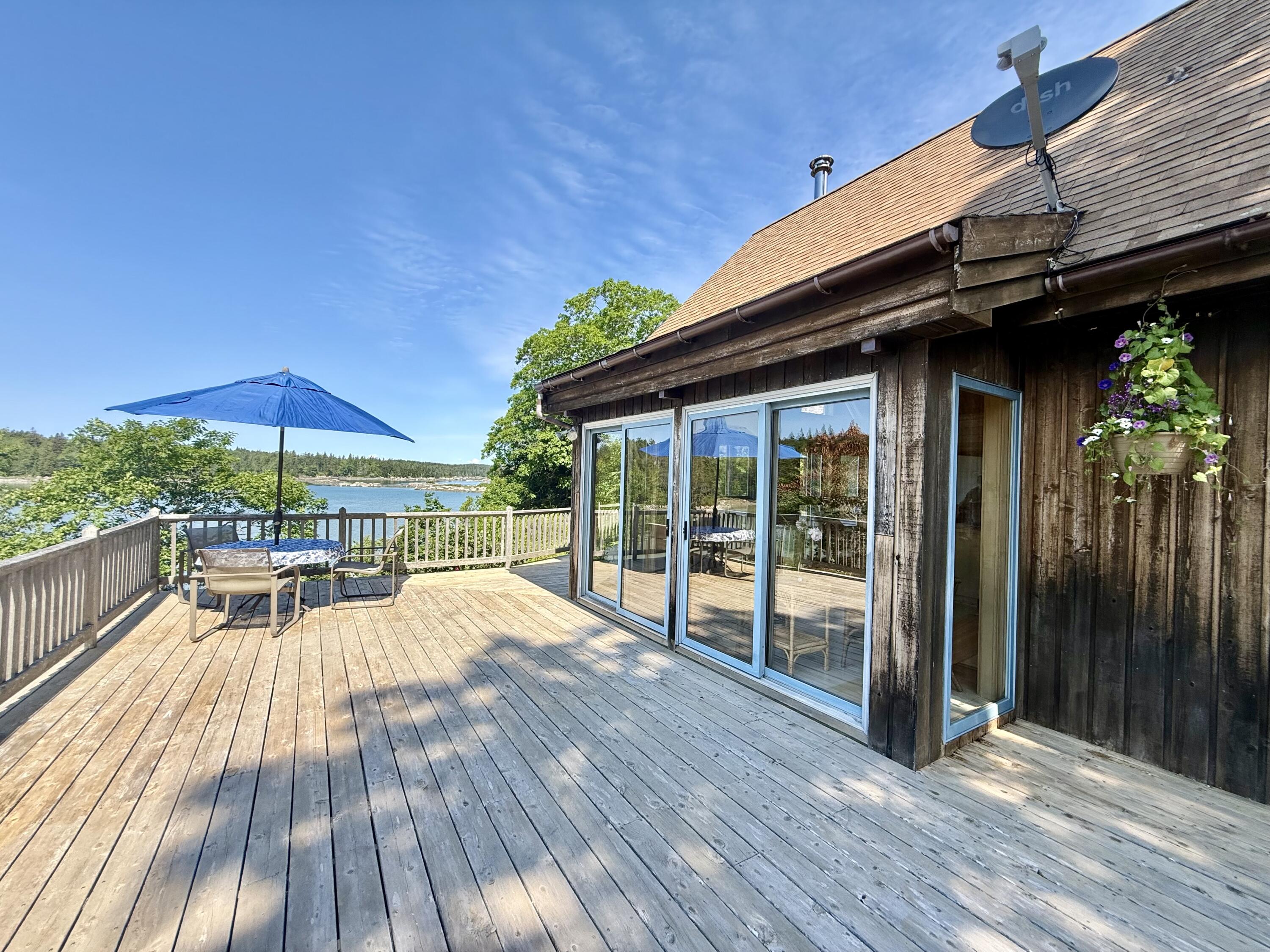 286 Calderwood Neck Road Vinalhaven, ME 04863 - Photo 10 of 47 IMG_4755 3